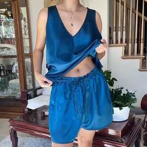 Vintage Victoria’s Secret Gold Label Sleep Set